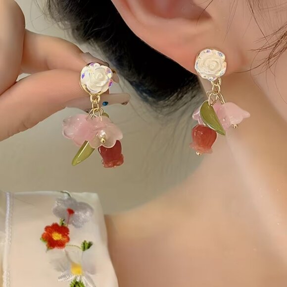 NEW Tresora Delicate Beaded Pastel Flower Drop Earrings - Picture 1 of 4